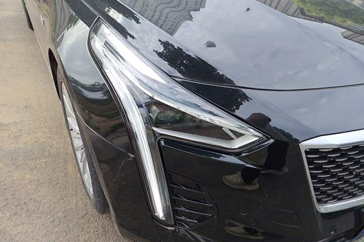 Used Cadillac CT6 2021 28T Fashion Edition Right Front Headlight