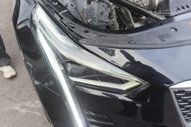 Used Cadillac CT6 2021 28T Fashion Edition Right Front Headlight