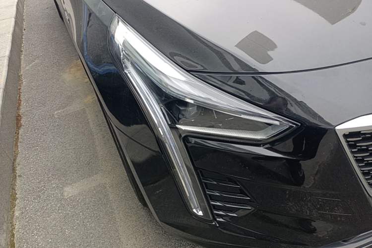 Used Cadillac CT6 2021 28T Fashion Edition Right Front Headlight