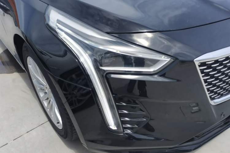 Used Cadillac CT6 2021 28T Elite Edition Right Front Headlight