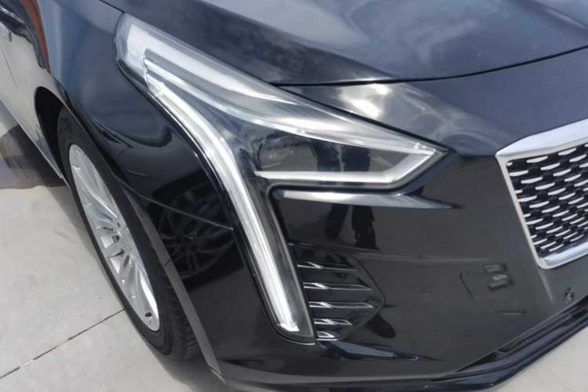 Used Cadillac CT6 2021 28T Elite Edition Right Front Headlight