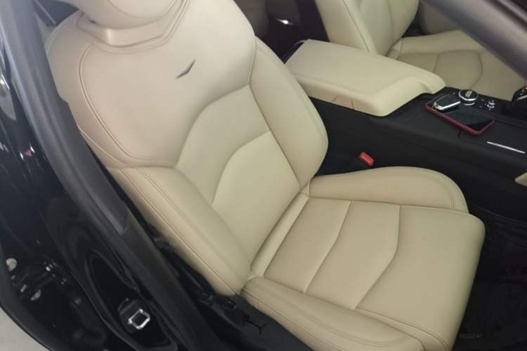 Used Cadillac CT6 2021 28T Fashion Edition Right Front Seat