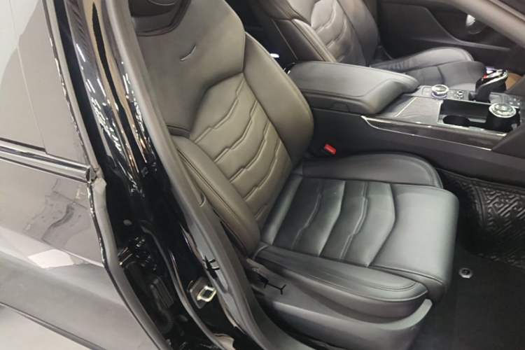 Used Cadillac CT6 2021 28T Flagship Super Cruise Version Right Front Seat
