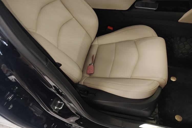 Used Cadillac CT6 2021 28T Fashion Edition Right Front Seat