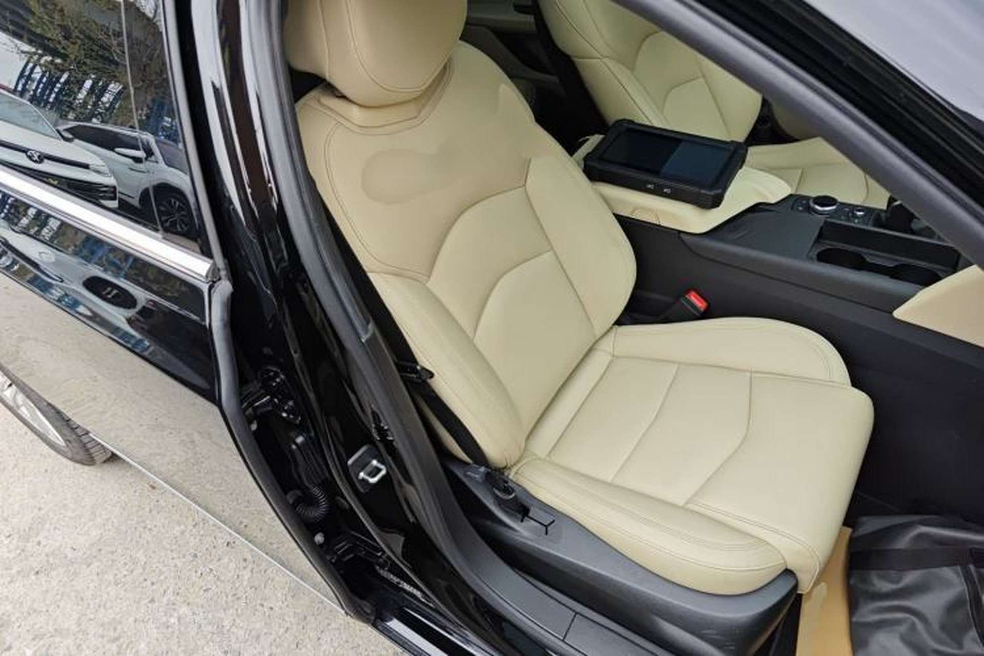 Used Cadillac CT6 2021 28T Fashion Edition Right Front Seat