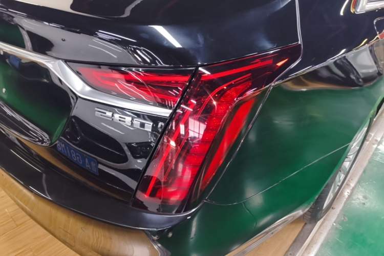 Used Cadillac CT6 2021 28T Luxury Version Right Rear Taillight