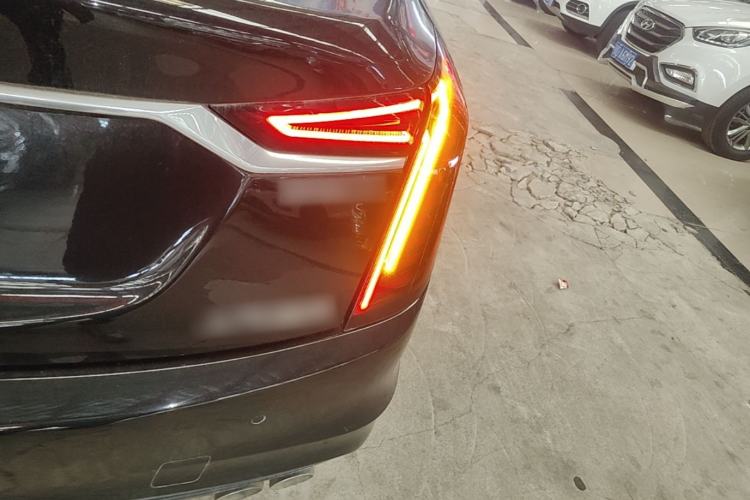 Used Cadillac CT6 2021 28T Fashion Edition Right Rear Taillight