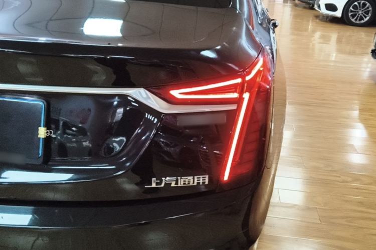 Used Cadillac CT6 2021 28T Luxury Version Right Rear Taillight