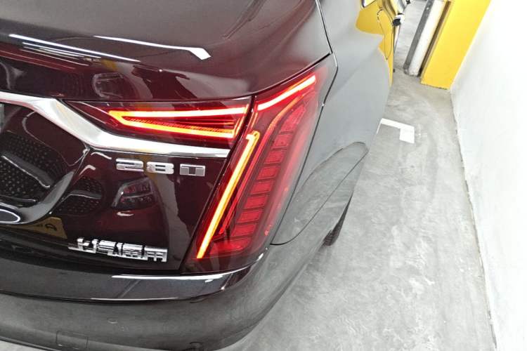Used Cadillac CT6 2021 28T Luxury Version Right Rear Taillight