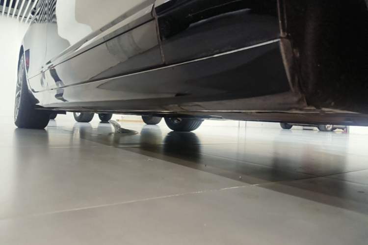 Used Cadillac CT6 2021 28T Flagship Super Cruise Version Right Side Sill