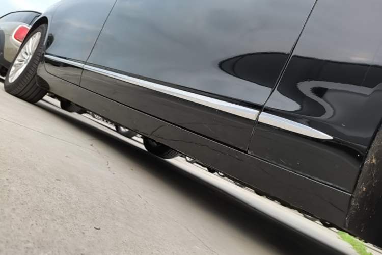 Used Cadillac CT6 2021 28T Elite Edition Right Side Sill