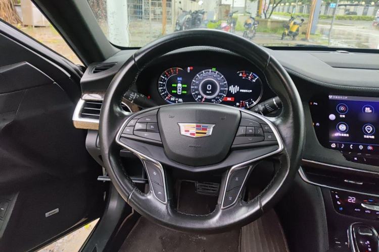 Used Cadillac CT6 2021 28T Luxury Version Steering Wheel