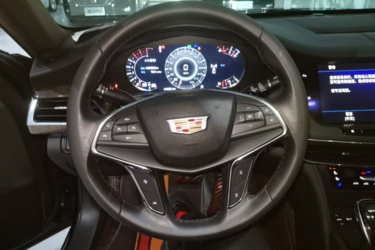 Used Cadillac CT6 2021 28T Luxury Version Steering Wheel