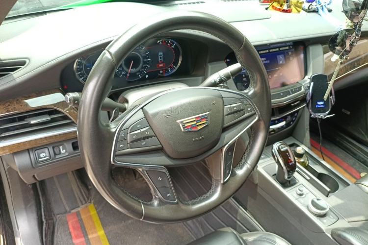 Used Cadillac CT6 2021 28T Luxury Version Steering Wheel