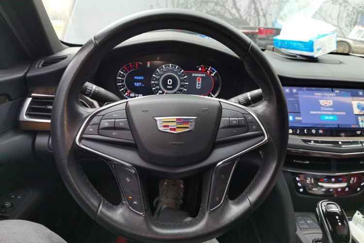 Used Cadillac CT6 2021 28T Luxury Version Steering Wheel