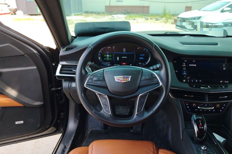 Used Cadillac CT6 2021 28T Luxury Version Steering Wheel