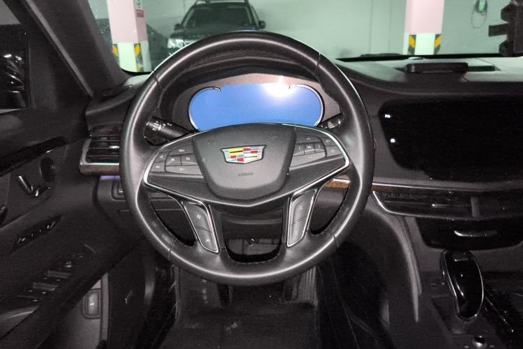 Used Cadillac CT6 2021 28T Luxury Version Steering Wheel