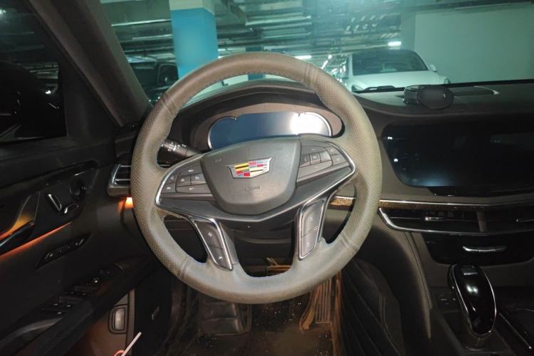 Used Cadillac CT6 2021 28T Luxury Version Steering Wheel
