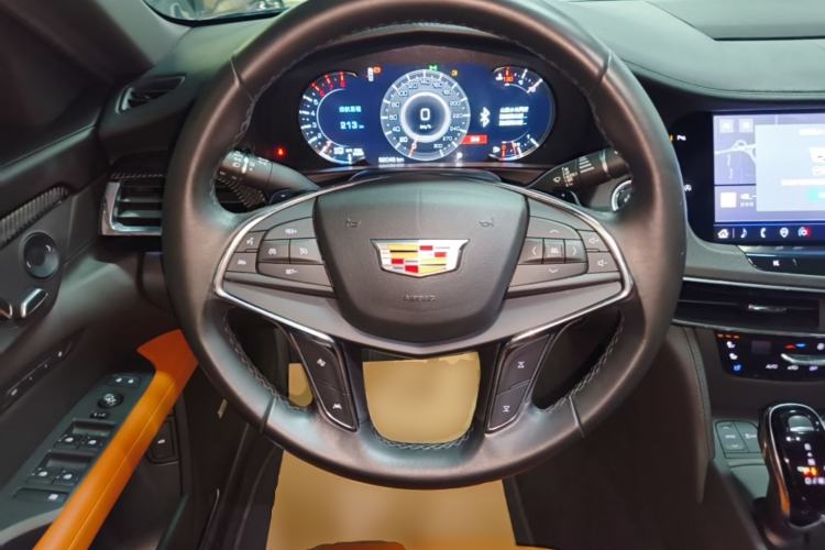 Used Cadillac CT6 2021 28T Luxury Version Steering Wheel