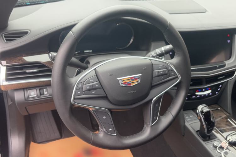 Used Cadillac CT6 2021 28T Luxury Version Steering Wheel
