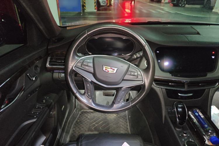 Used Cadillac CT6 2021 28T Luxury Version Steering Wheel