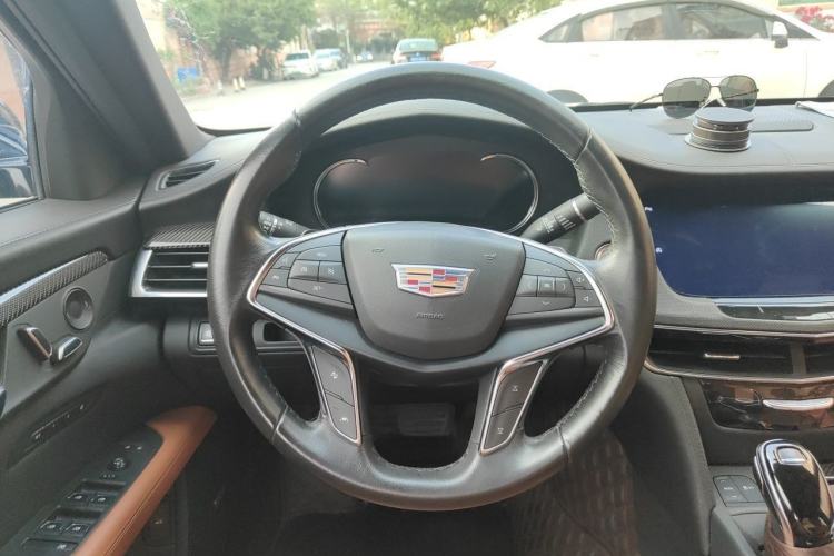 Used Cadillac CT6 2021 28T Luxury Version Steering Wheel