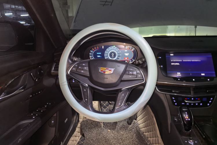 Used Cadillac CT6 2021 28T Luxury Version Steering Wheel