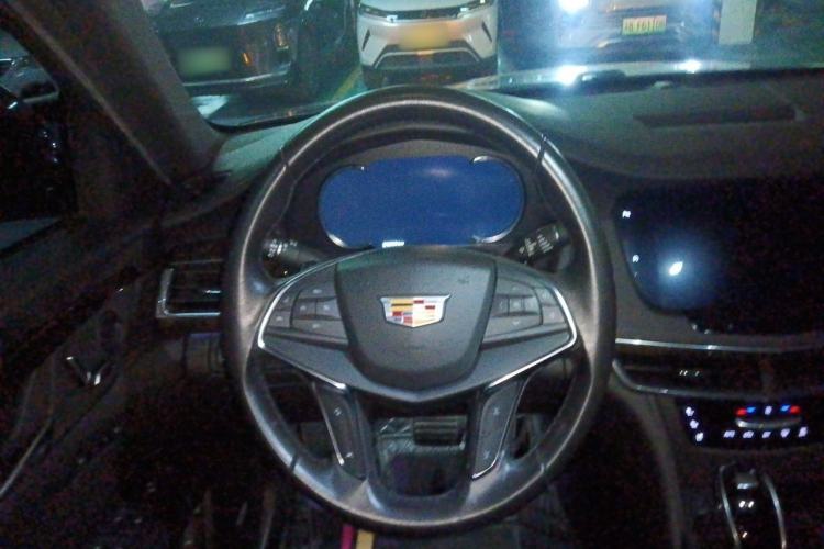 Used Cadillac CT6 2021 28T Luxury Version Steering Wheel