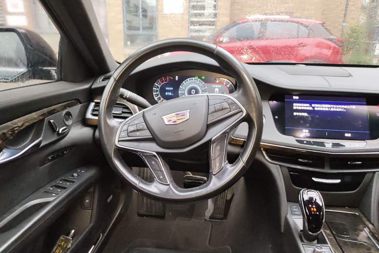 Used Cadillac CT6 2021 28T Luxury Version Steering Wheel