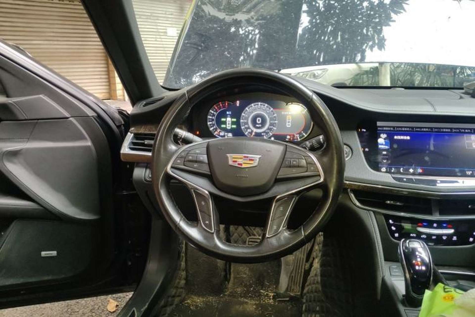 Used Cadillac CT6 2021 28T Luxury Version Steering Wheel