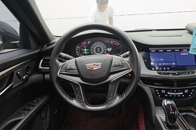 Used Cadillac CT6 2021 28T Luxury Version Steering Wheel