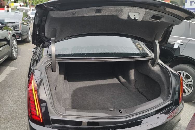 Used Cadillac CT6 2021 28T Flagship Super Cruise Version Trunk