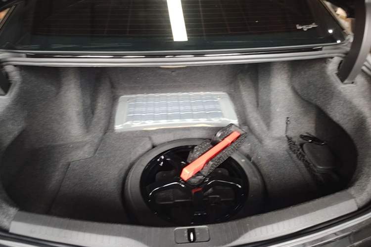 Used Cadillac CT6 2021 28T Fashion Edition Trunk