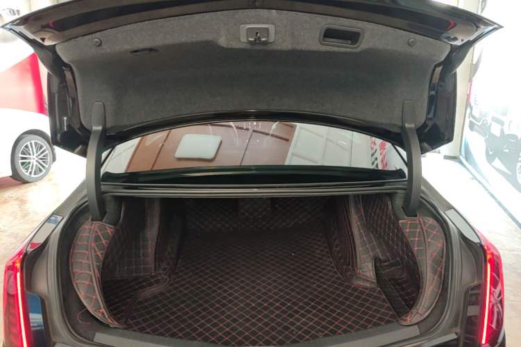 Used Cadillac CT6 2021 28T Fashion Edition Trunk