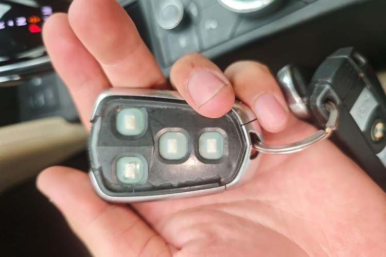 Used Cadillac CT6 2021 28T Fashion Edition Vehicle Key