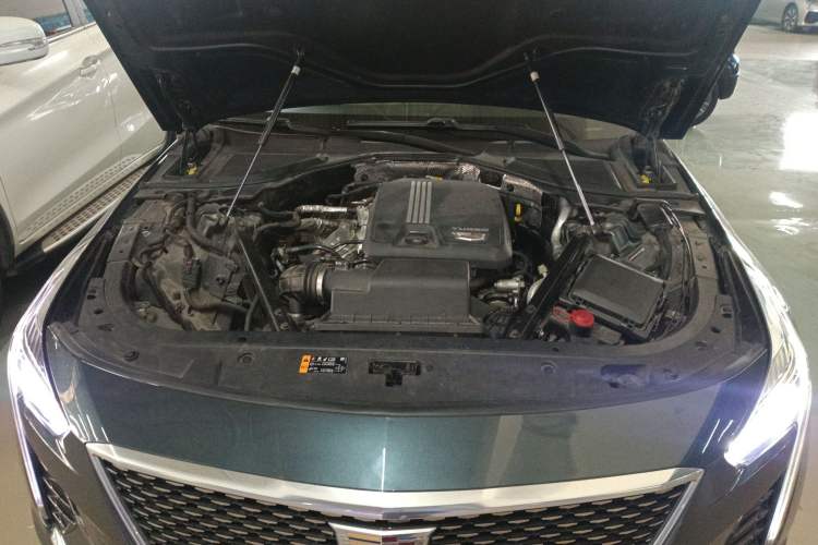 Used Cadillac CT6 2021 28T Fashion Edition Engine Bay