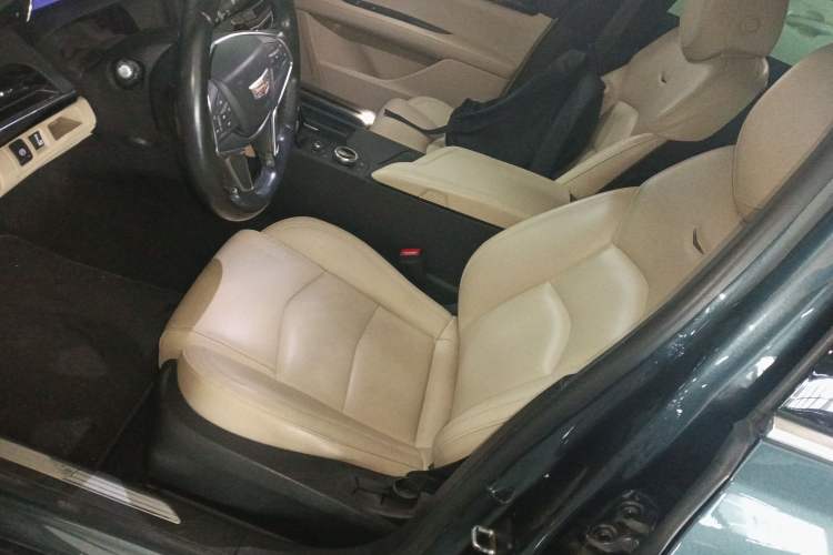 Used Cadillac CT6 2021 28T Fashion Edition Left Front Seat