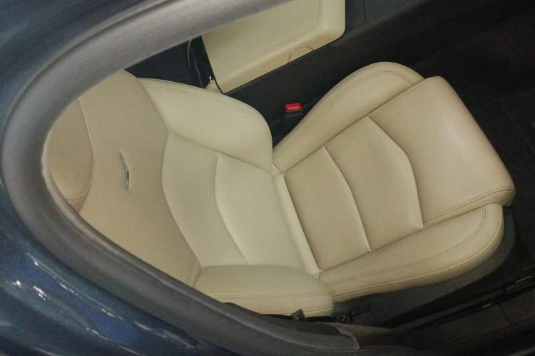 Used Cadillac CT6 2021 28T Fashion Edition Right Front Seat