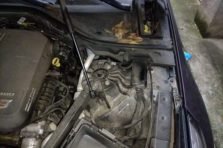 Used Cadillac CT6 2021 28T Elite Edition Engine Bay Left