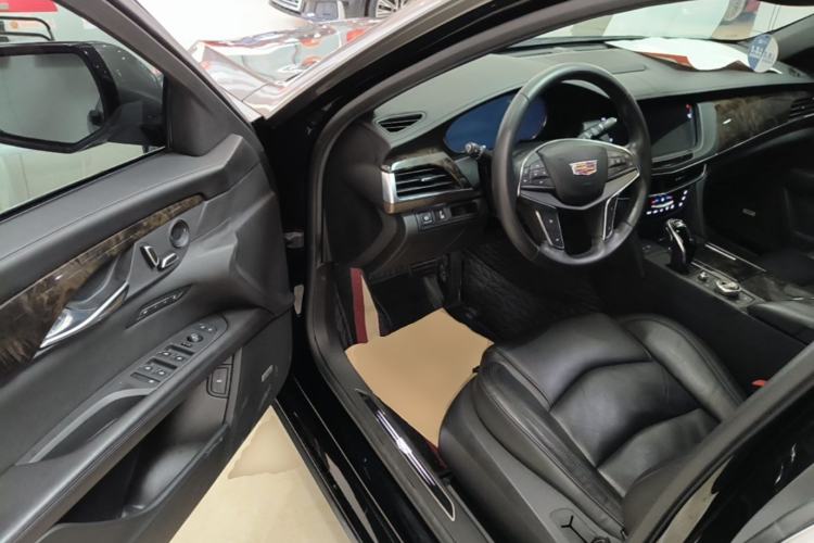 Used Cadillac CT6 2021 28T Luxury Version Driver Seat