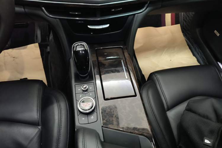 Used Cadillac CT6 2021 28T Luxury Version Gear Lever