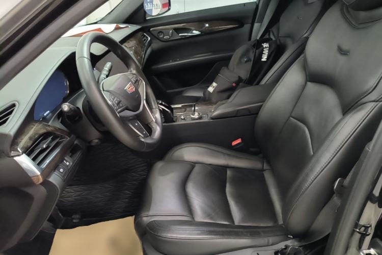 Used Cadillac CT6 2021 28T Luxury Version Left Front Seat