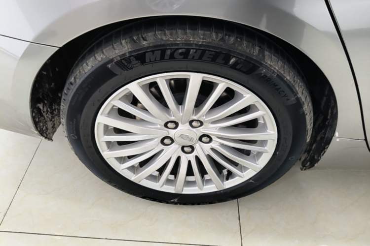Used Cadillac CT6 2021 28T Luxury Version Right Rear Wheel Hub