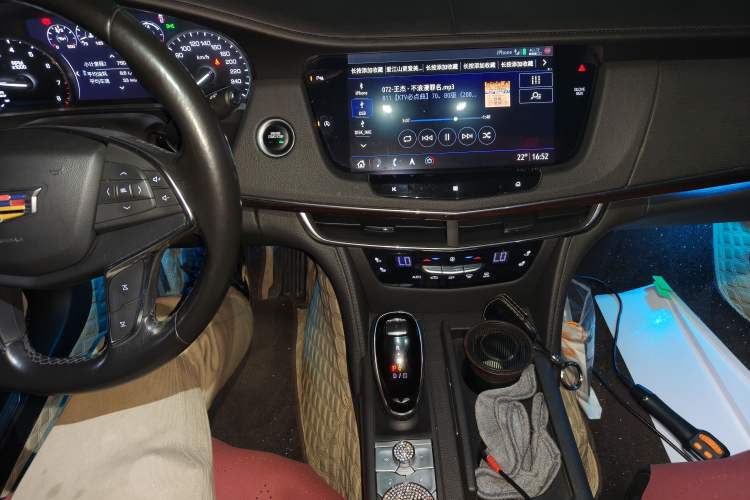 Used Cadillac CT6 2021 28T Elite Edition Audio And AC Panel