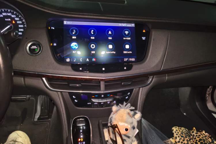 Used Cadillac CT6 2021 28T Elite Edition Audio And AC Panel