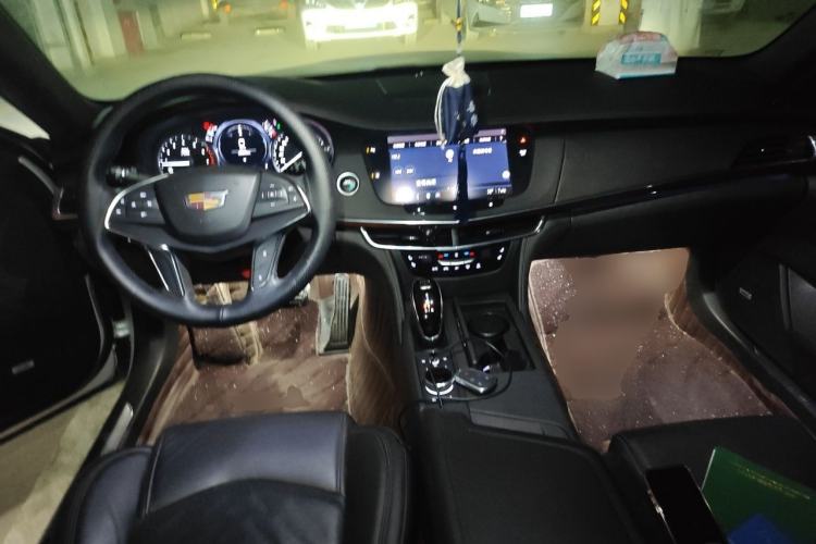 Used Cadillac CT6 2021 28T Elite Edition Center Console
