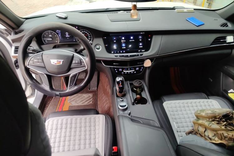 Used Cadillac CT6 2021 28T Elite Edition Center Console