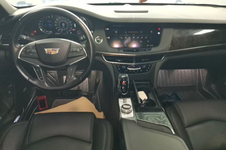 Used Cadillac CT6 2021 28T Luxury Version Center Console