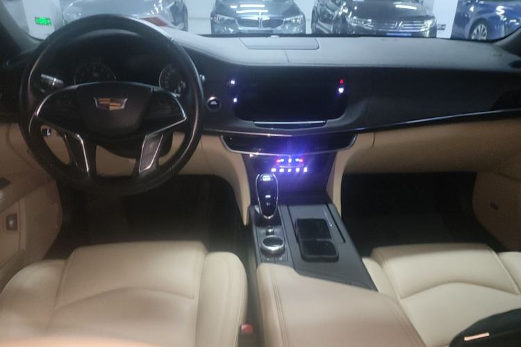 Used Cadillac CT6 2021 28T Fashion Edition Center Console