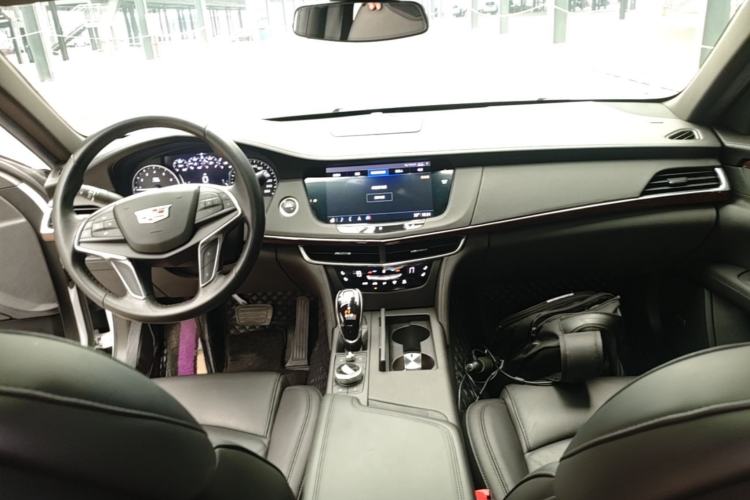 Used Cadillac CT6 2021 28T Elite Edition Center Console